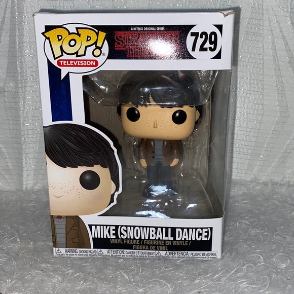 Stranger Things #729 - Mike (Snowball Dance) - Funko Pop!